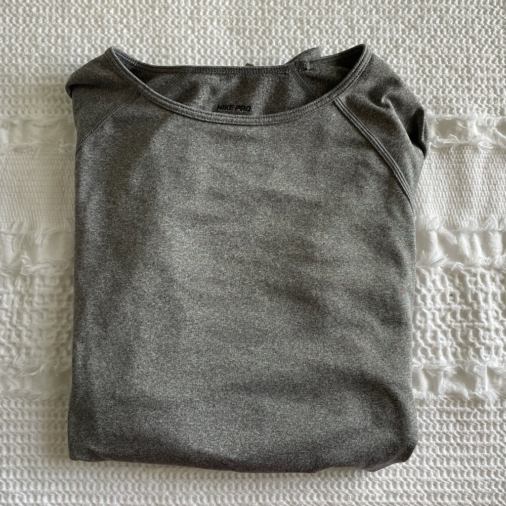 nike pro long sleeves